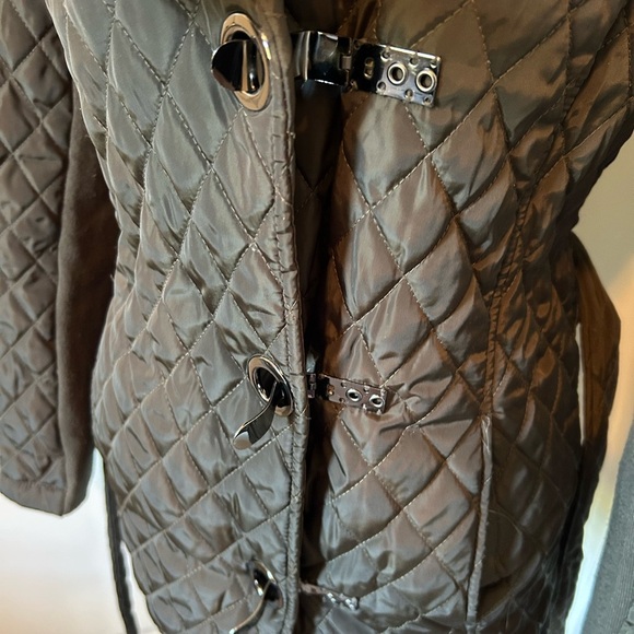 Westport black jacket puffer with collar buckles and waist belt - Picture 3 of 6